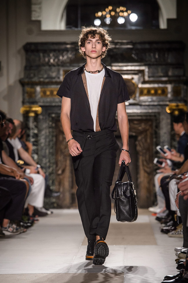 Paris Fashion Week: Valentino Spring-Summer 2017 men's collection