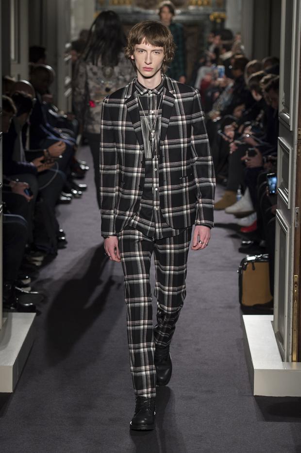 Valentino Autumn/Winter 2016 menswear collection