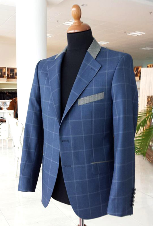 Office style: The checked suit jacket