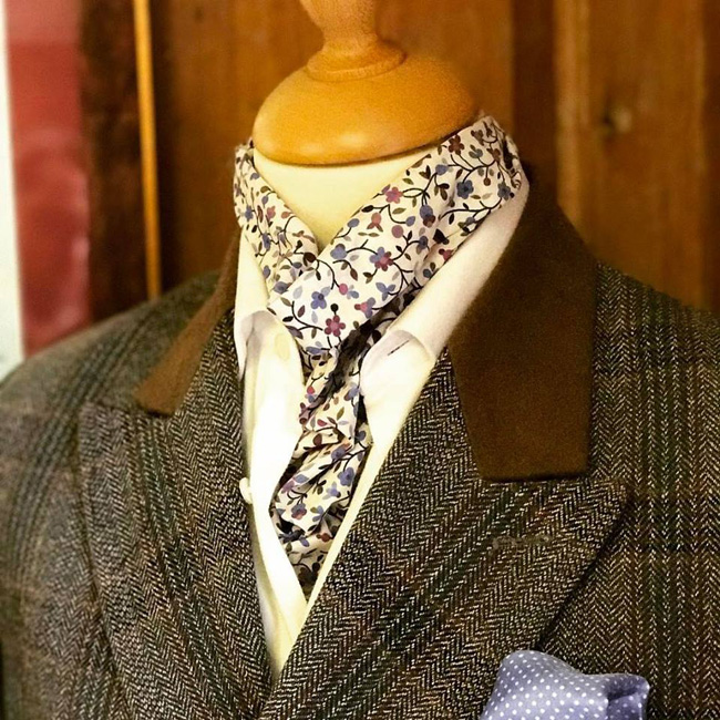 English bespoke suits and shirts by Barrington Ayre