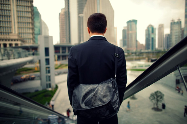 Three Tips to Make Your Business Suit Stand Out