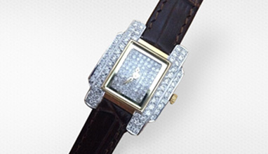 Custom Diamond Watches - Excellent Items To Gift Your Lady Love