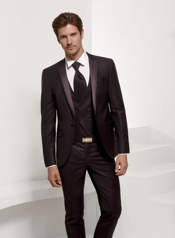 Iberian suits by Lucciano Rivieri