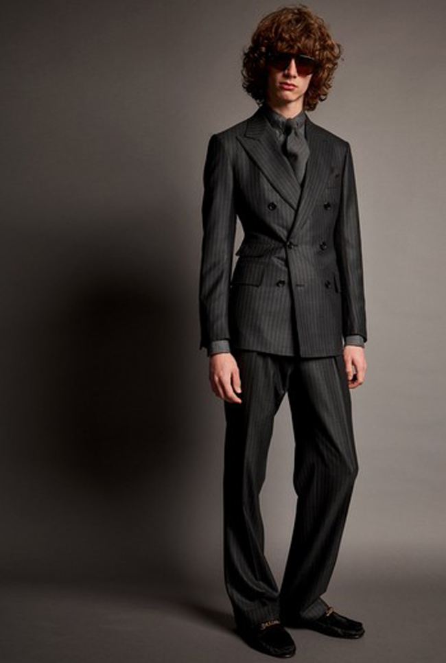 Top 45+ imagen tom ford double breasted suit - Abzlocal.mx