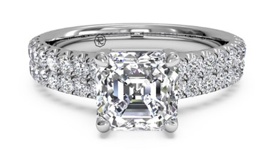 How to select the perfect engagement ring