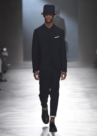 Neil Barrett Spring 2018 collection