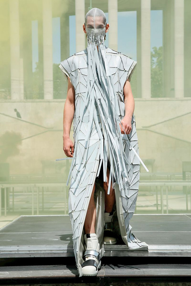 Rick Owens and The Balancing Act between Drama and Deconstruction at Paris Men's Fashion Week