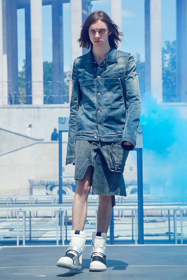 Rick Owens and The Balancing Act between Drama and Deconstruction at Paris Men's Fashion Week