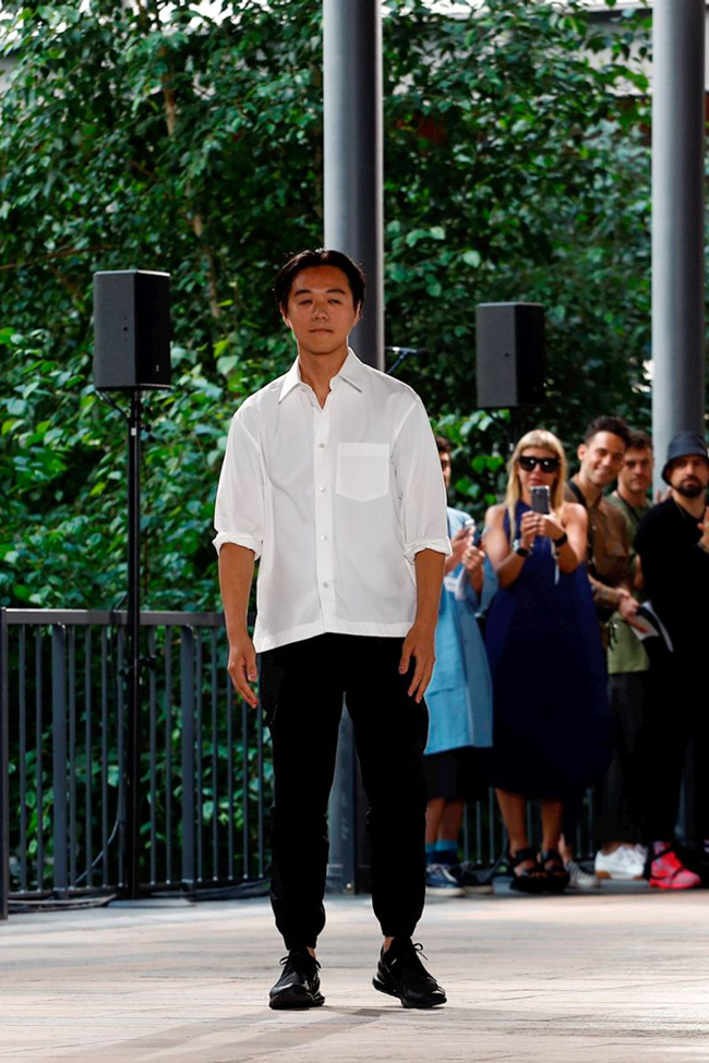Issey Miyake does Fusion with Finesse at Paris Men's Fashion Week Day 3