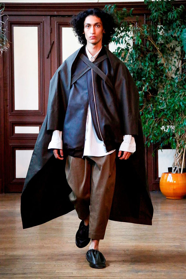 Innovative. Minimalist. Avant Garde. Hed Mayner at Paris Men's Fashion Week 