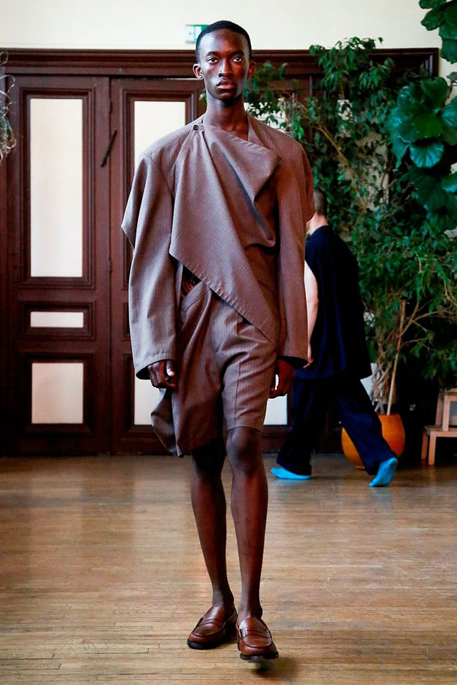 Innovative. Minimalist. Avant Garde. Hed Mayner at Paris Men's Fashion Week 