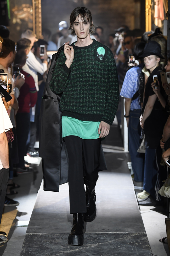 Raf Simons and the Shift of the Style Pendulum at Paris Men's Fashion Week