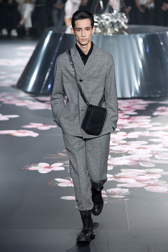 Dior Homme Pre-Fall 2019 - futurism as the main theme