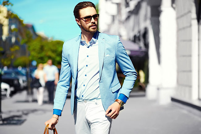 Dress To Impress Tips For Men: Choosing The Right Clothing