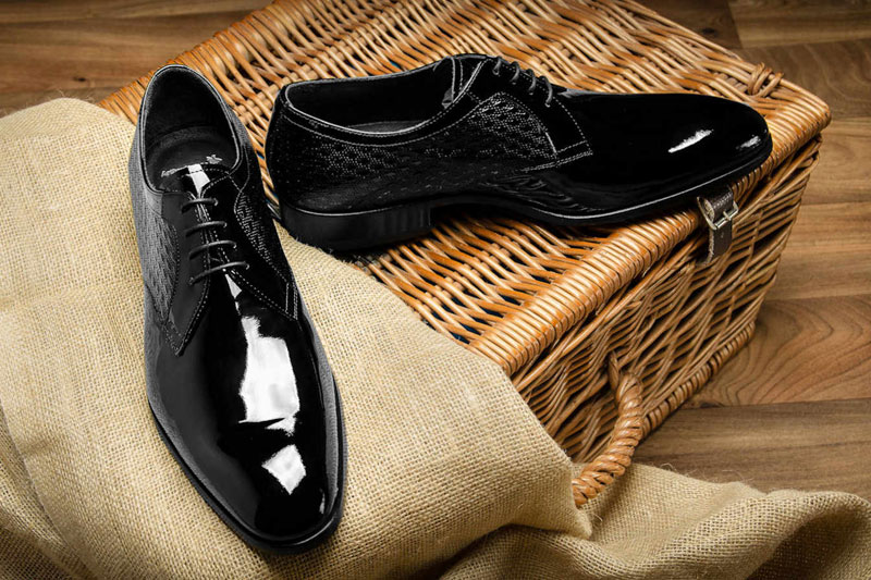 How To Pick The Correct Formal Shoes For Suits For A Dapper Look - Bewakoof  Blog