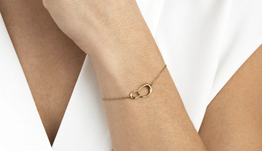 Gold bracelet for women - Tips to Wear your Gold Bracelets