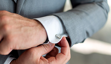 Kings of Style: How to Wear Cufflinks to the Next Wedding