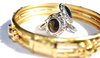 4 Best Tips on How to Handle Your Silver and Gold Jewelry the Right Way