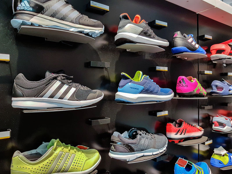 Important Tips To Consider When Buying Sneakers