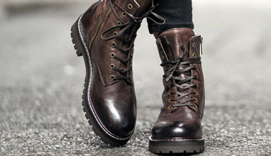 11 Shoe Designs That Pair Best with Denim Leggings