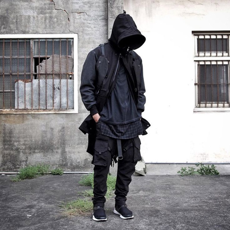 Techwear: Your Complete Guide To This Futuristic Way Of Dressing