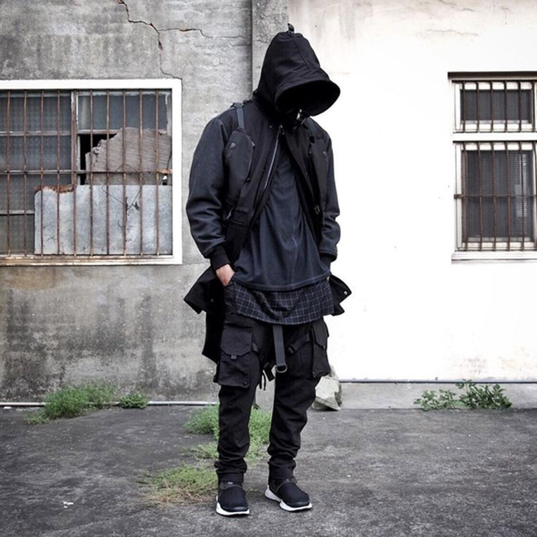 Best Techwear Outfits For Men 