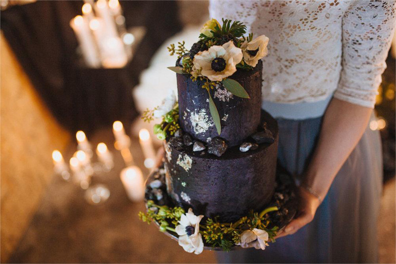 winter Wedding Cake