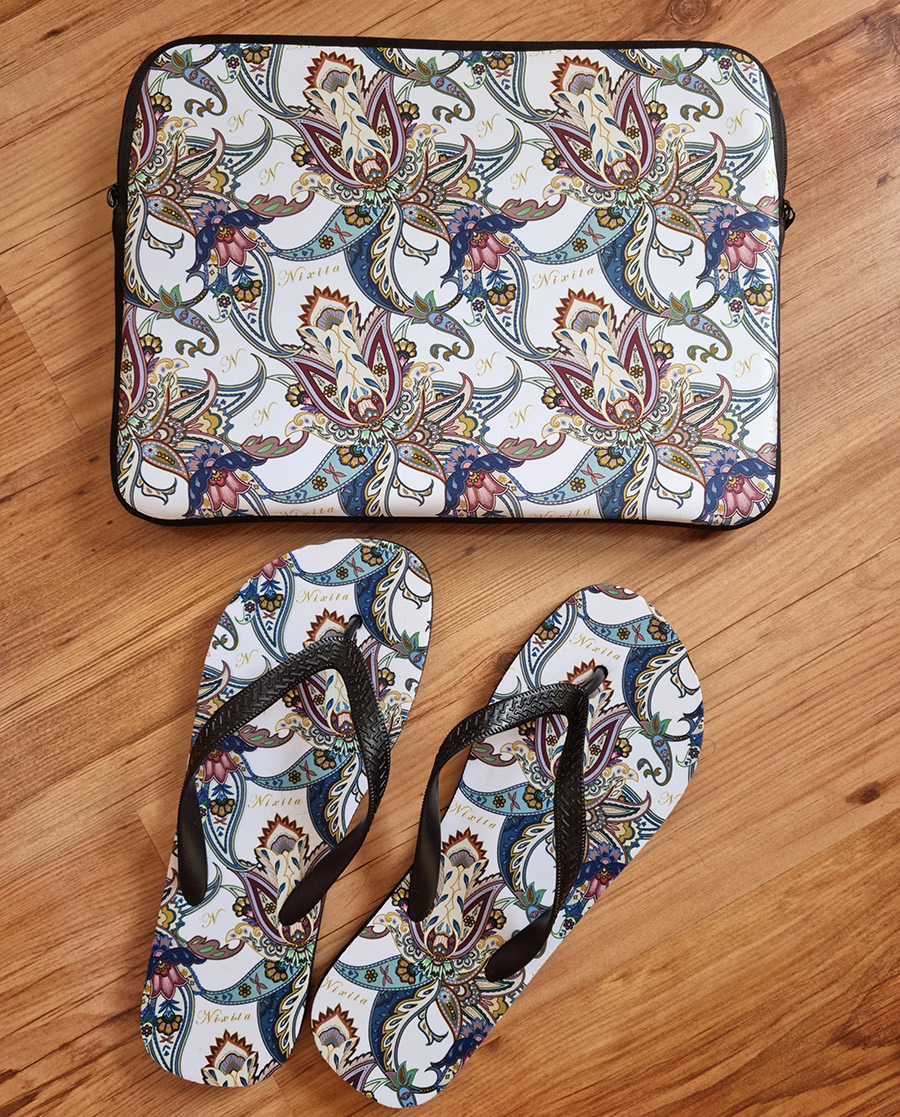 Nixita flip flops and laptop case