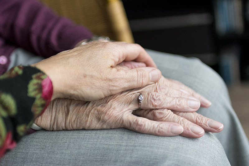 Should You Try Caring for Aging Relatives at Home First?