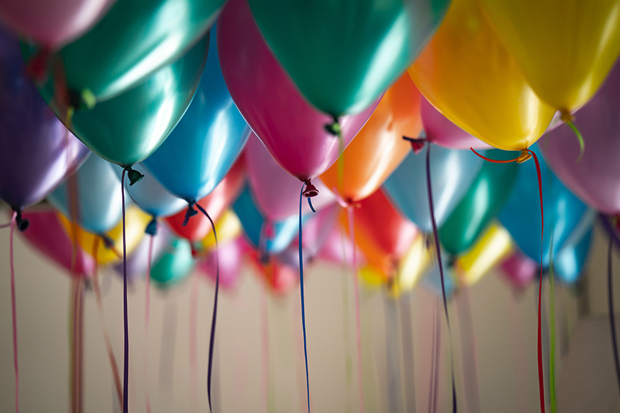 How To Choose The Right Balloons For Your Anniversary