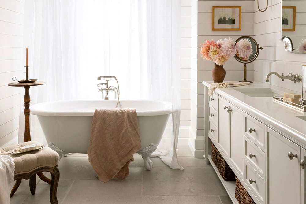 How to add style to the bathroom