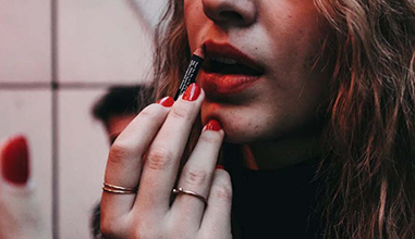 How to Choose the Perfect Lip Pencil