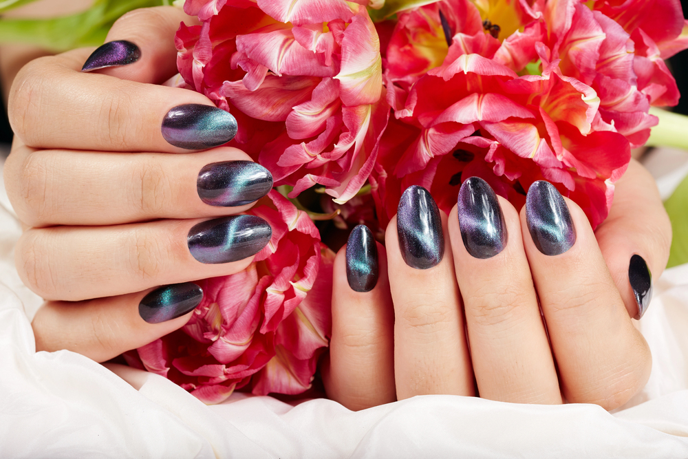nails