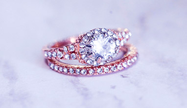 Beyond Glamour: The Fashion and Value of Diamonds