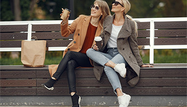 Why Gifting Luxury Sneakers for Women Is the Ultimate Statement of Appreciation