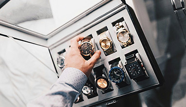 How to Buy Luxury Watches That Hold Long-Term Value