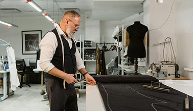 How to Find Men's Dress Pants That Actually Fit