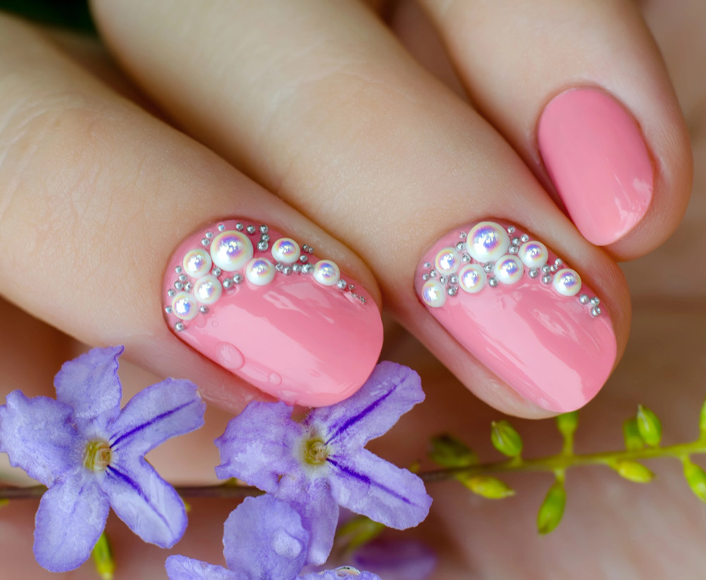 nails