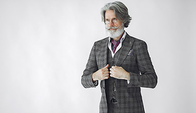 Date Night Outfits for Men Over 40 Who Prefer Simple Clothing