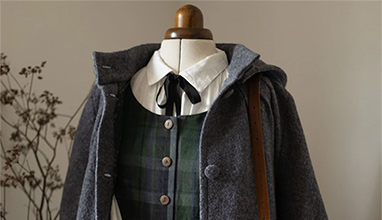 Dark Academia Wardrobe Essentials: Building a Timeless, Literary-Inspired Closet