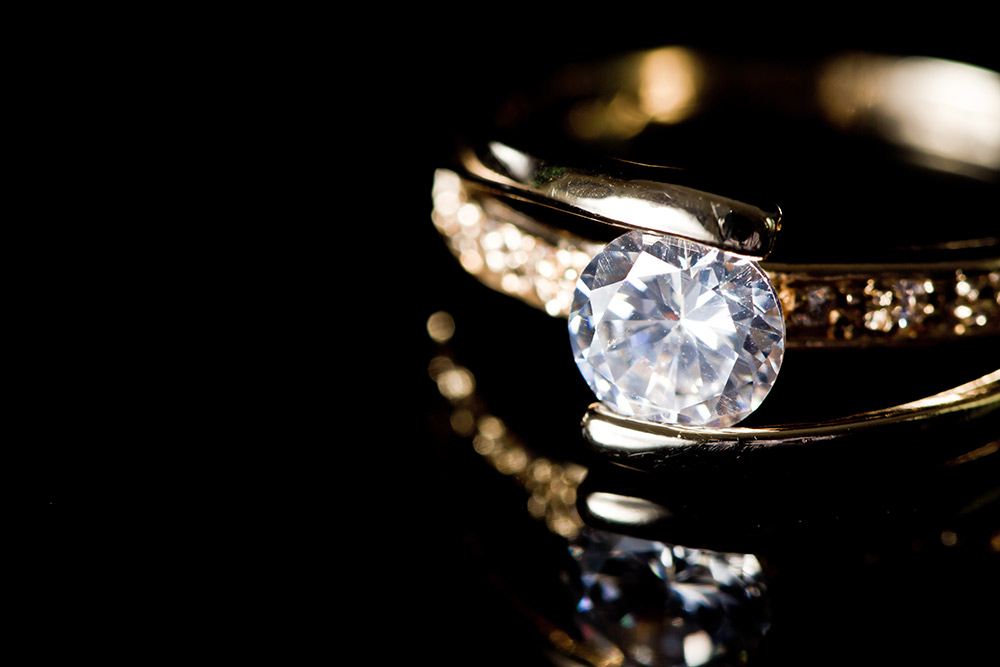Diamond engagement ring