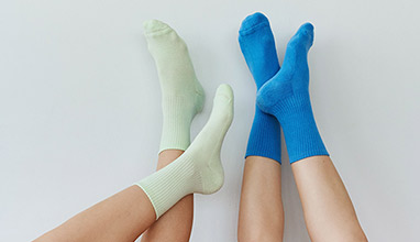 How Do Heated Socks Keep Cold Feet Warm Outdoors?