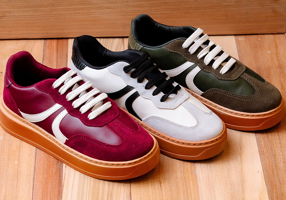 Leather sneakers