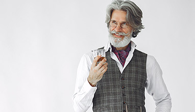 How Older Men Can Use Style to Look More Attractive