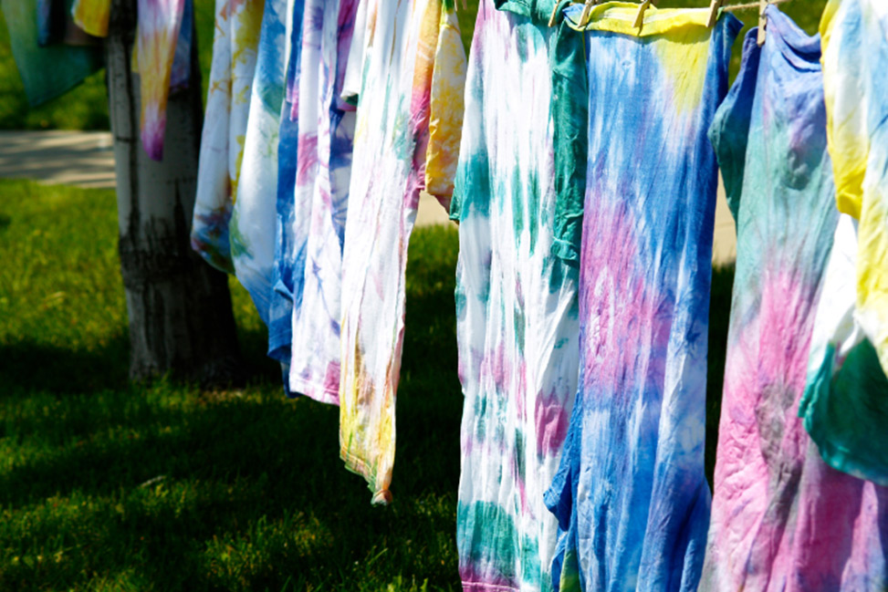 Tie die